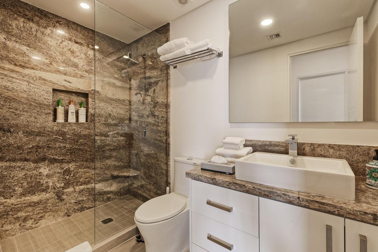 Brand New Contemporary 2 Bd Oceanfront Condo At Encantame Towers Verano E302 Playa Encanto Exterior photo