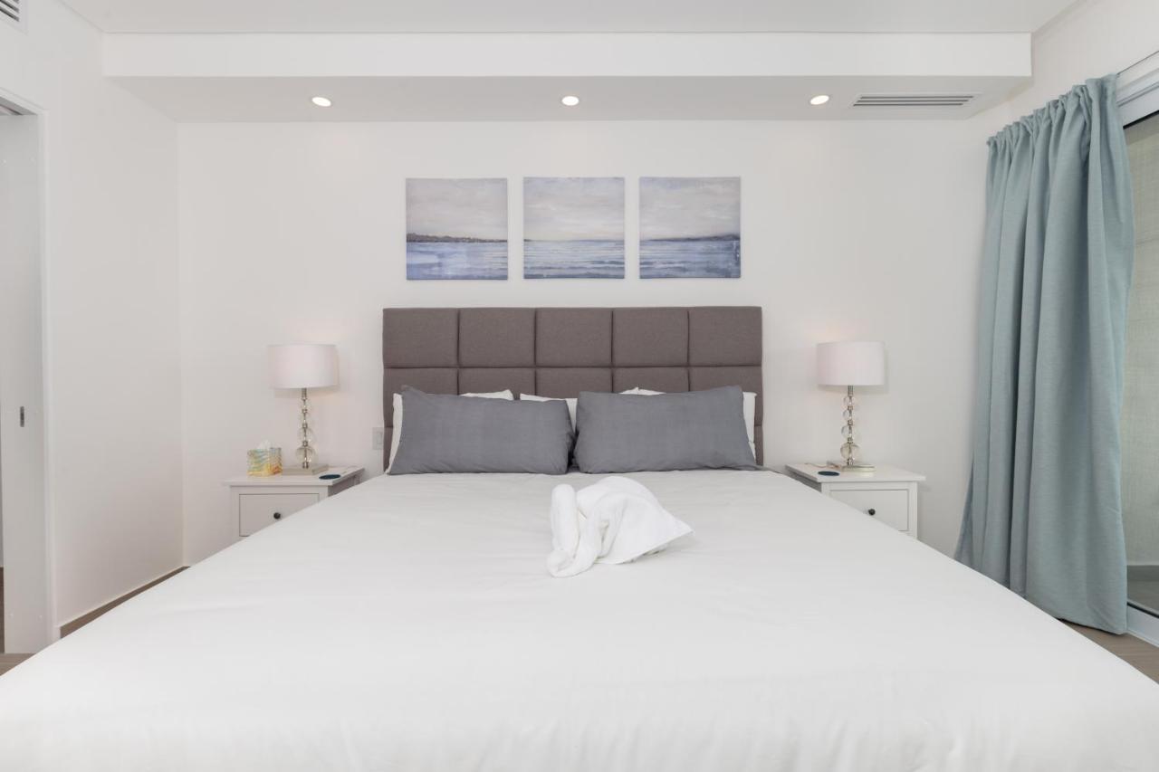 Brand New Contemporary 2 Bd Oceanfront Condo At Encantame Towers Verano E302 Playa Encanto Exterior photo